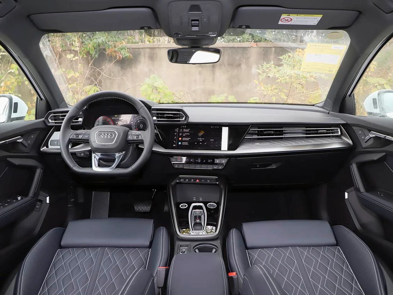 Audi A3 A3 Sportback _ BLACK AND WHITE