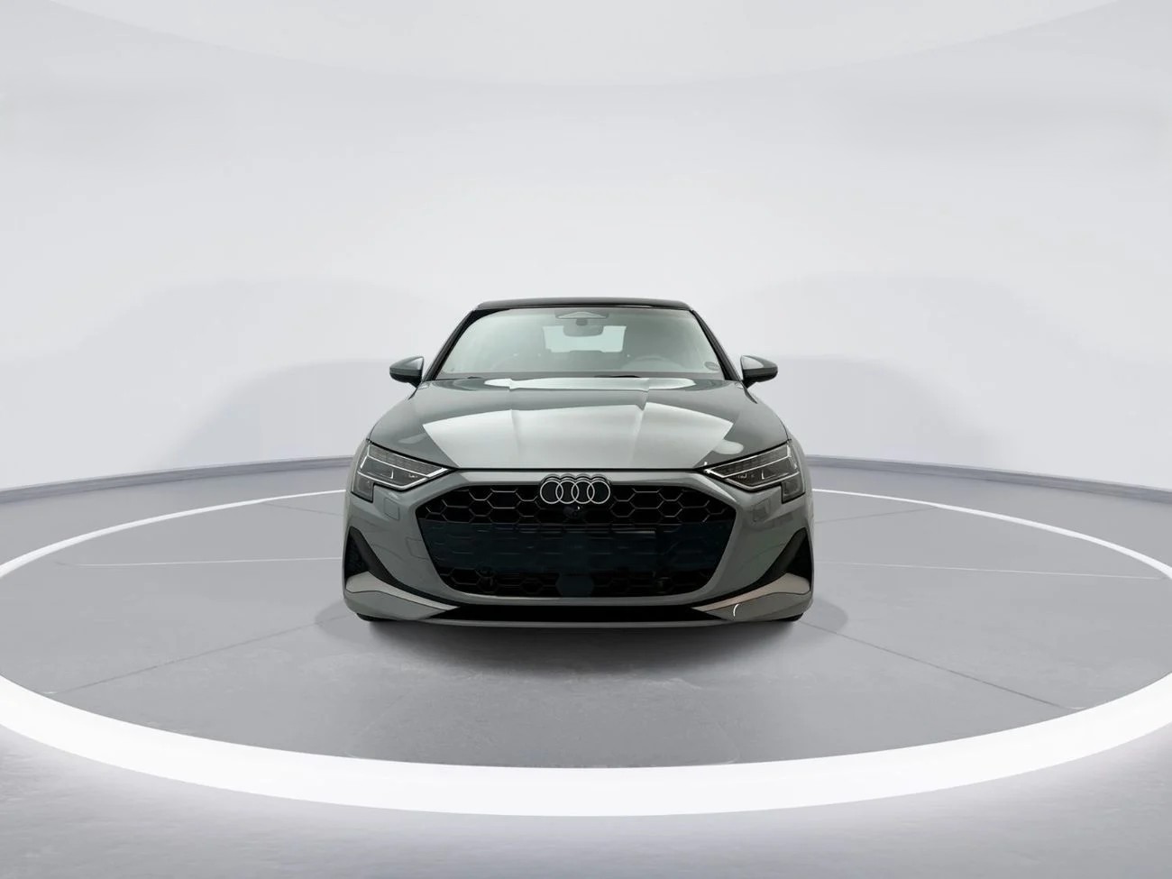 Audi A3 Sedan Advanced 35 TFSI _ SILVER