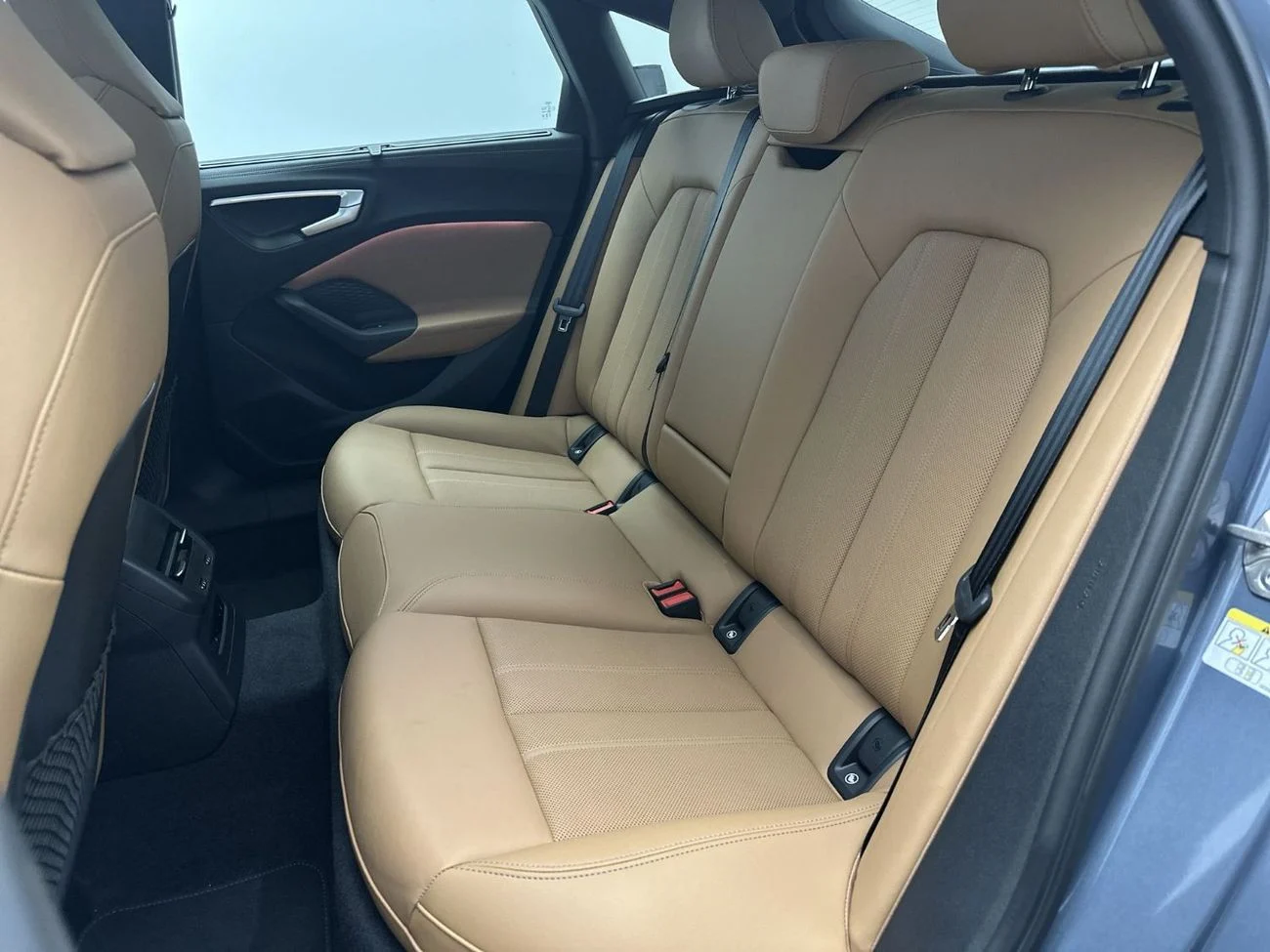Audi A5 TFSI  _2025_2.0- BROWN