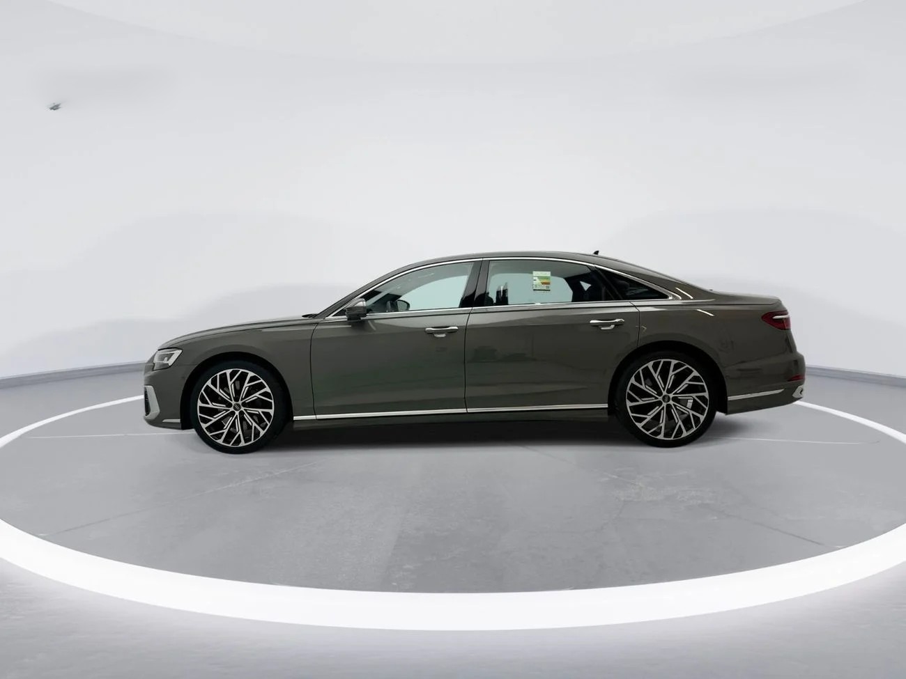 Audi A8 55 TFSI Luxury 2025