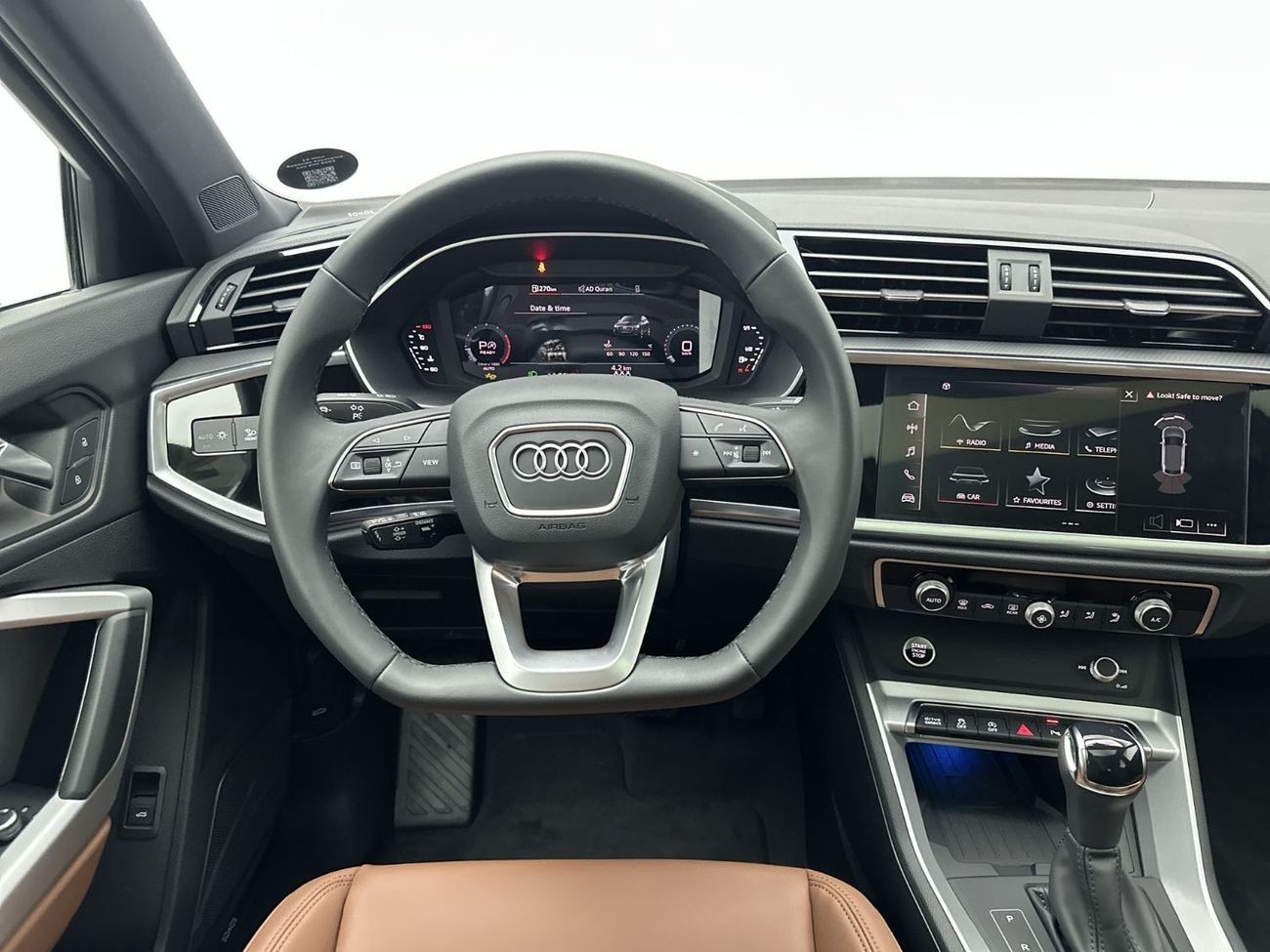 Audi Q3  Sportback 40 TFSI _ S line  2025