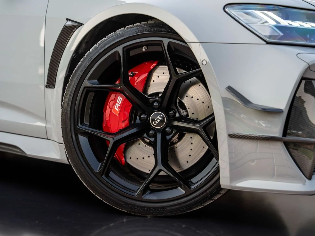 Audi RS6 Avant Performance 2025_ 4.0