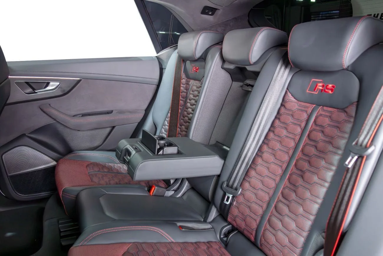 Audi RSQ8 TFSI quattro 4.0L Super SUV