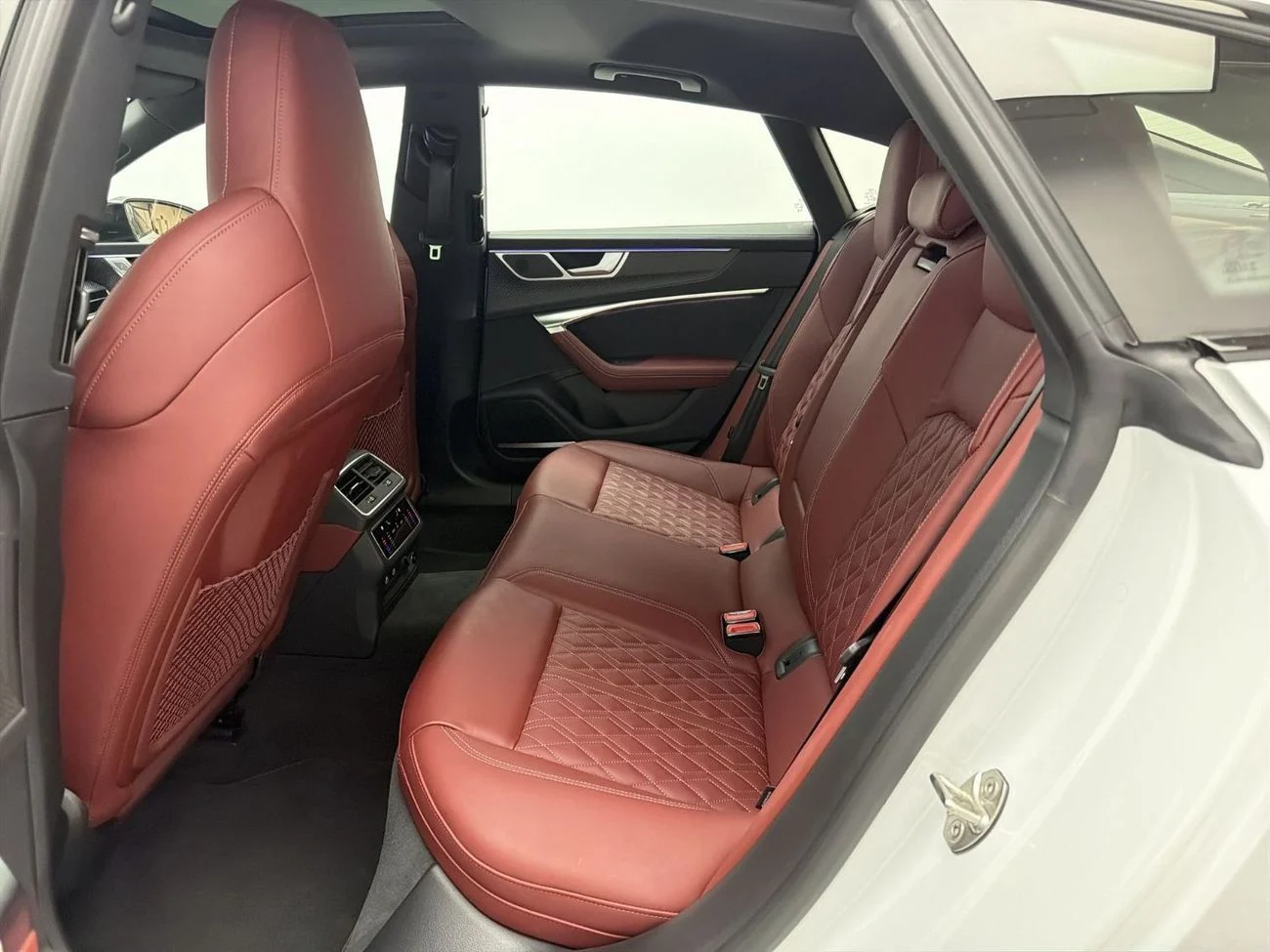 Audi S7 TFSI quattro 2.9L Sportback TFSI