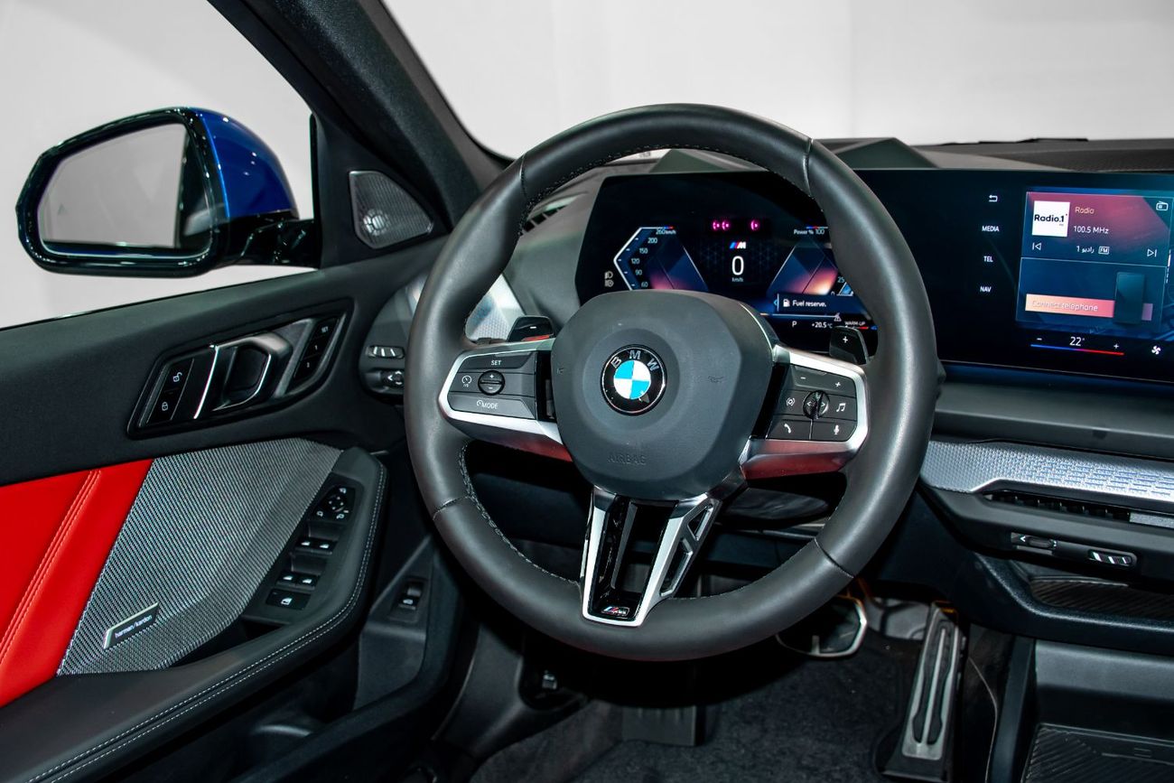 BMW 118i LUXURY M SPORT PACKAGE _2025