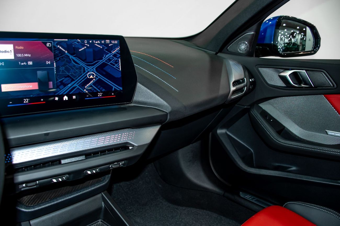 BMW 118i LUXURY M SPORT PACKAGE _2025
