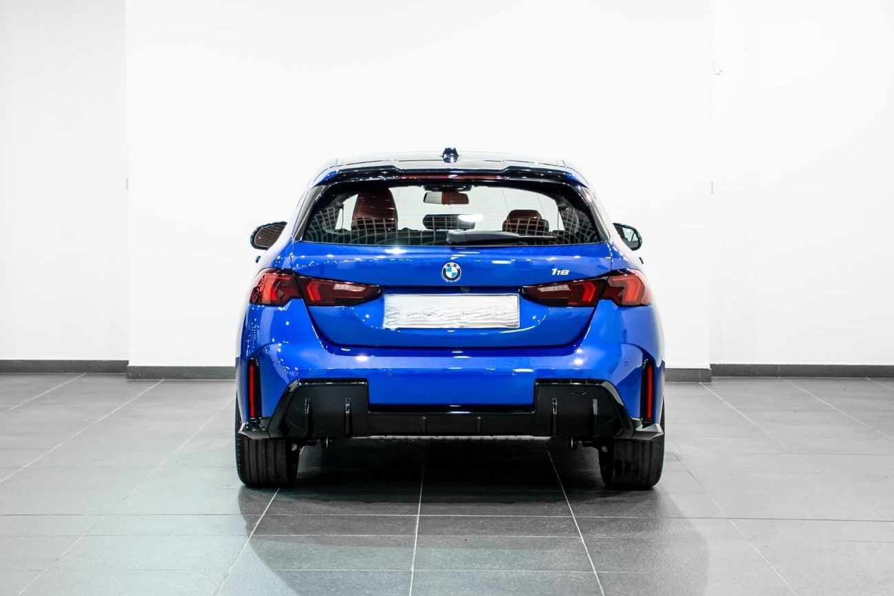 BMW 118i LUXURY M SPORT PACKAGE _2025