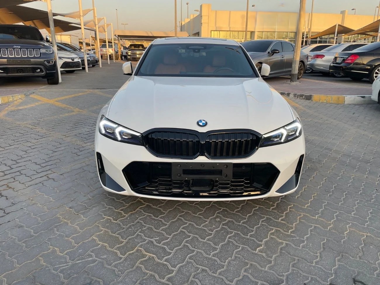 BMW 320i M SPORT 2025