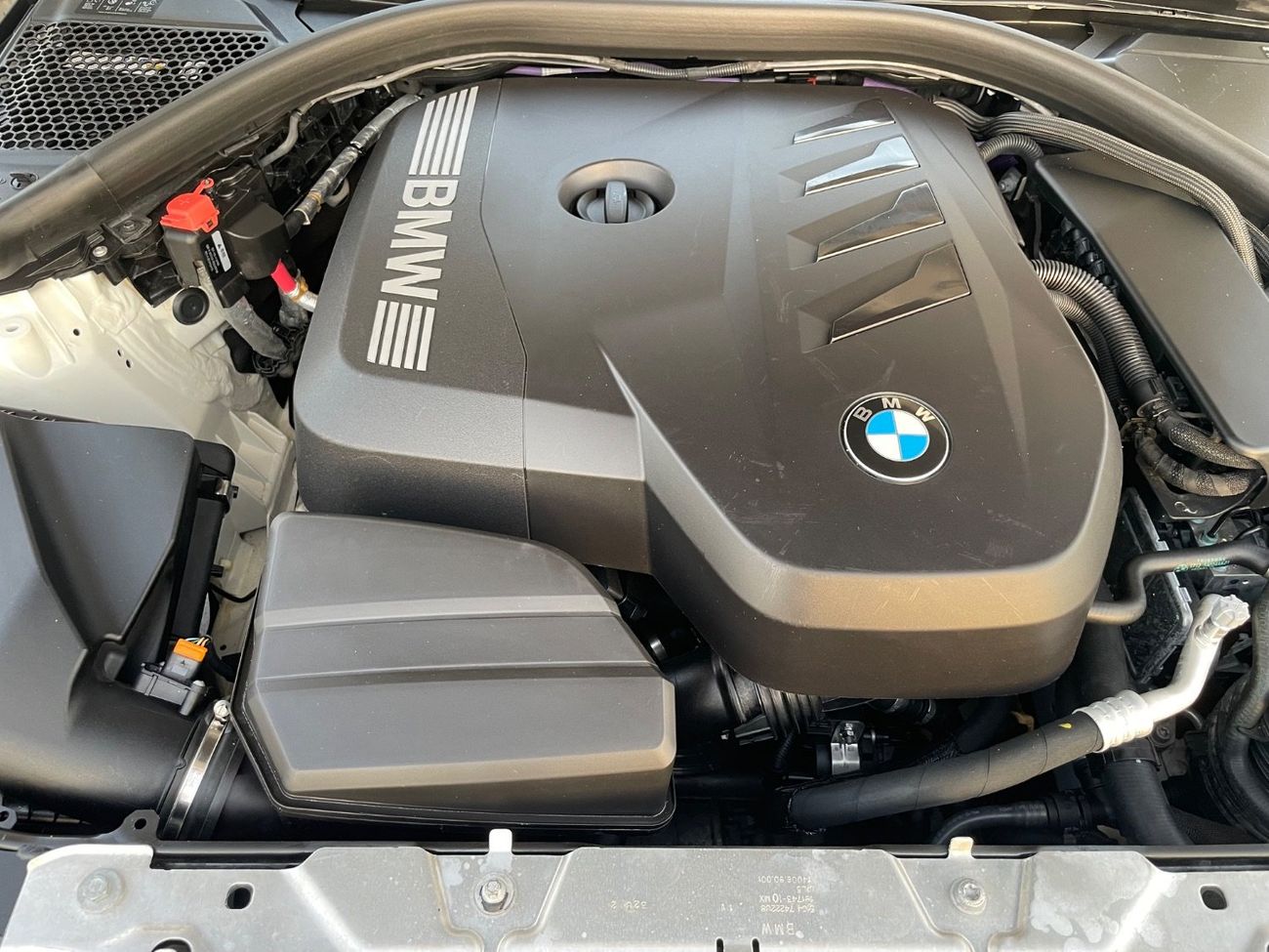 BMW 320i M SPORT 2025