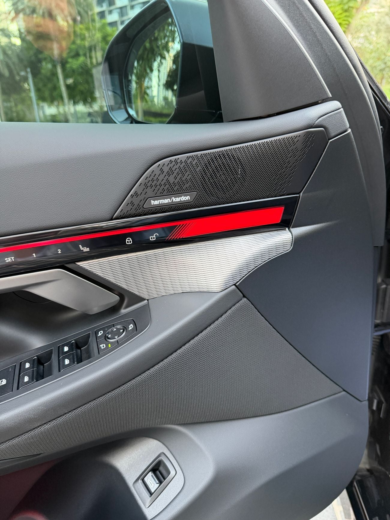 BMW 520I M SPORT TITANIUM  _2025 _2.0L _PETROL