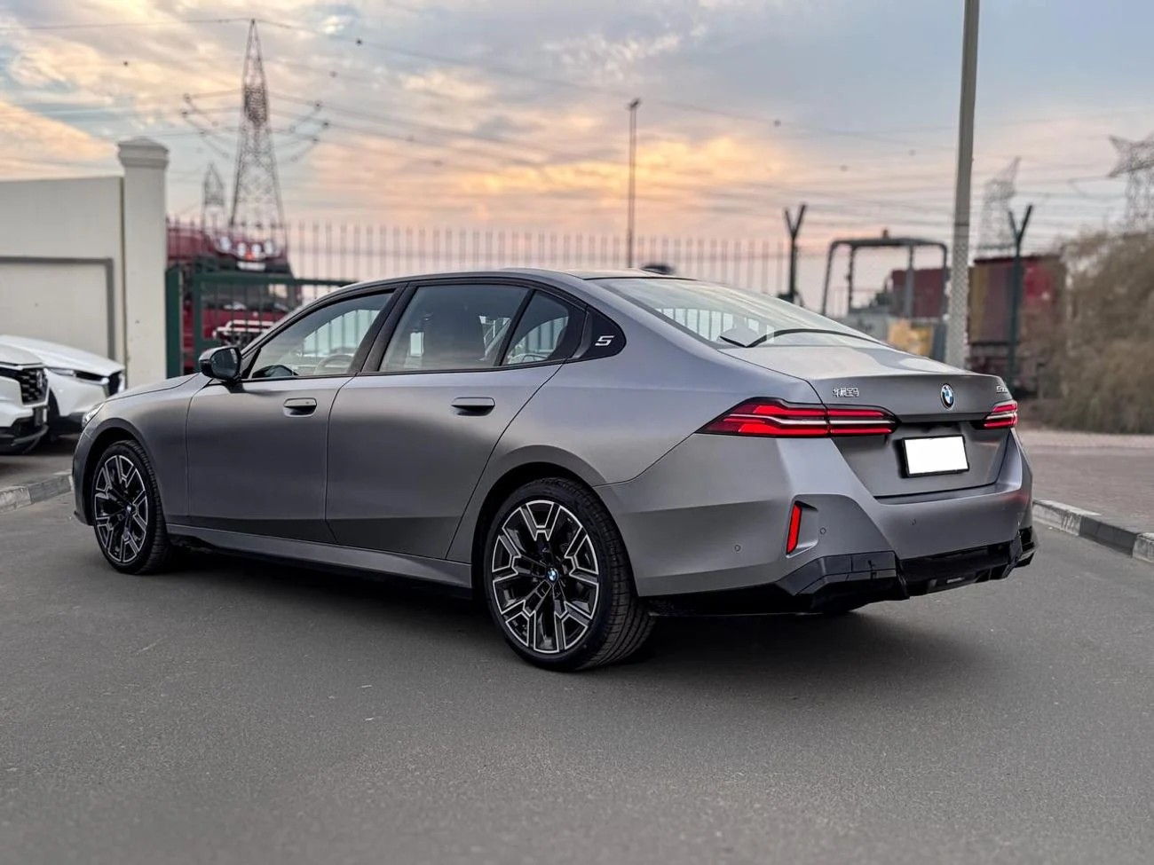 BMW 530i PREMIUM EDITION M SPORT _2026_2.0 L