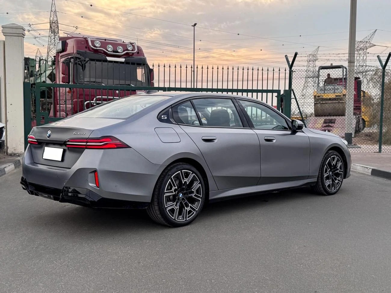 BMW 530i PREMIUM EDITION M SPORT _2026_2.0 L