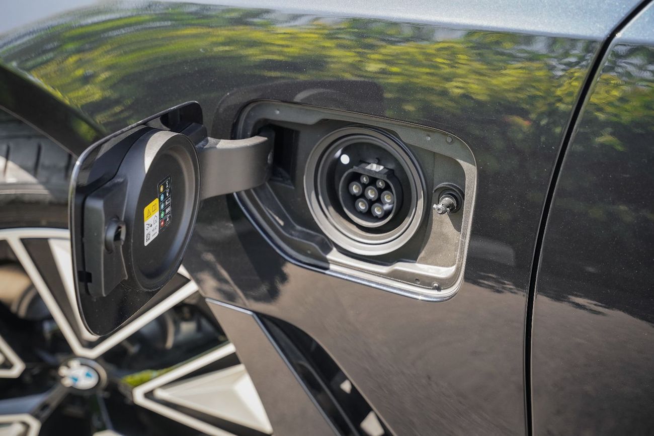 BMW I3 40L Night Sports Version _2025