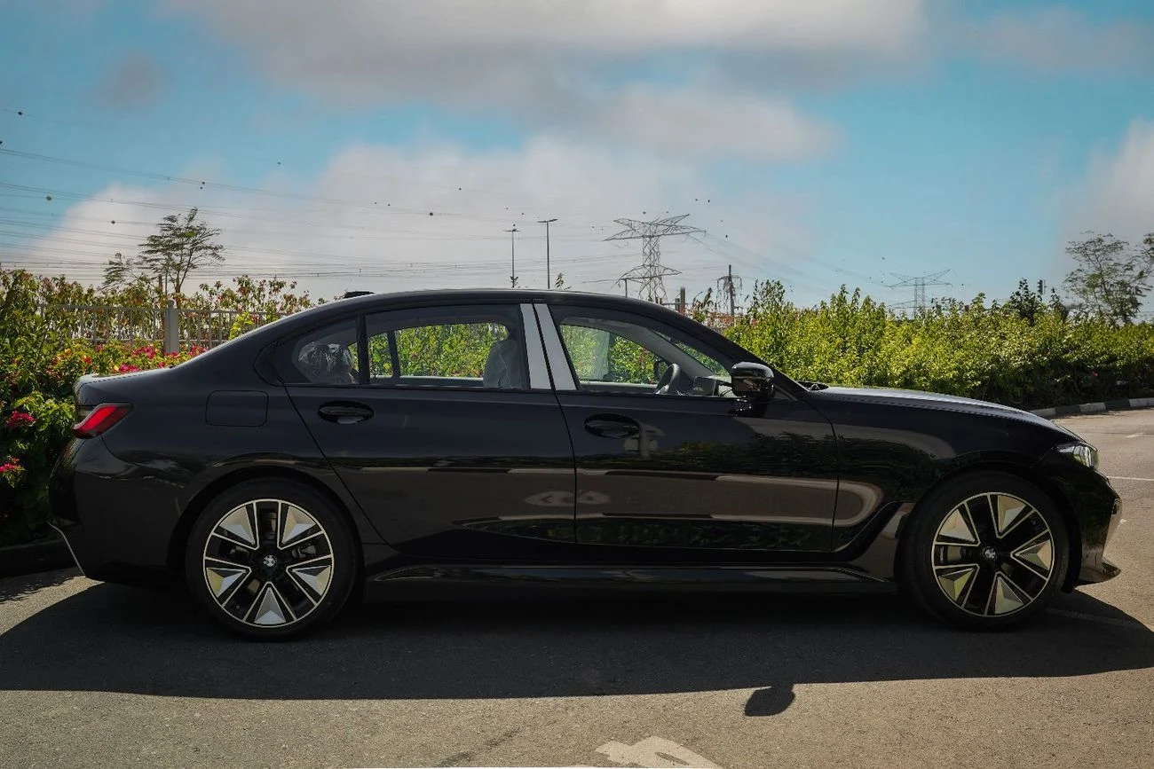 BMW I3 40L Night Sports Version _2025