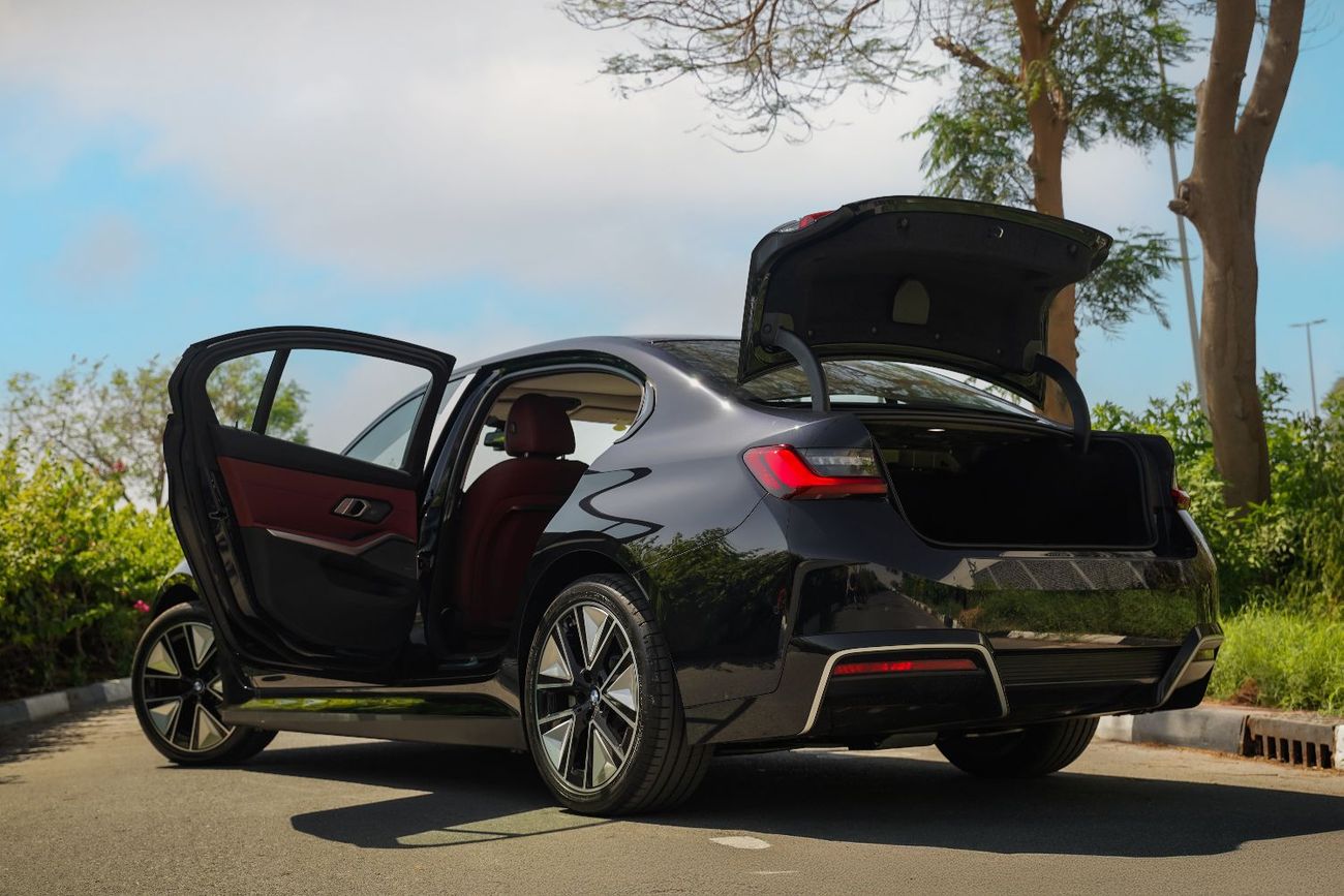 BMW I3 40L Night Sports Version _2025