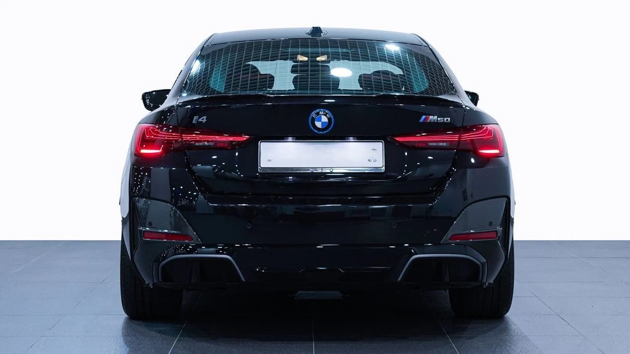BMW i4_ HYBRID _ 2025 AT