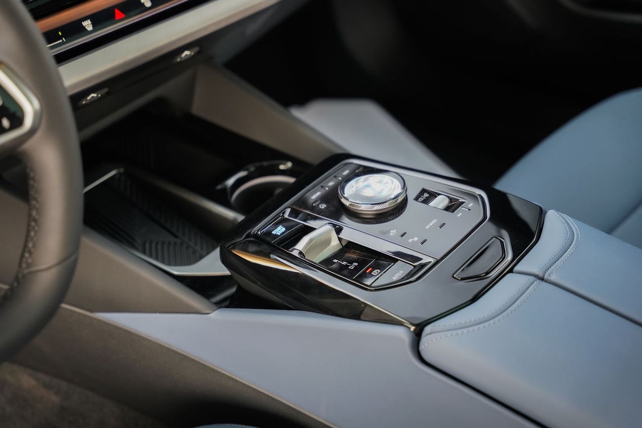 BMW i5 40L M-Sport package RWD _2025