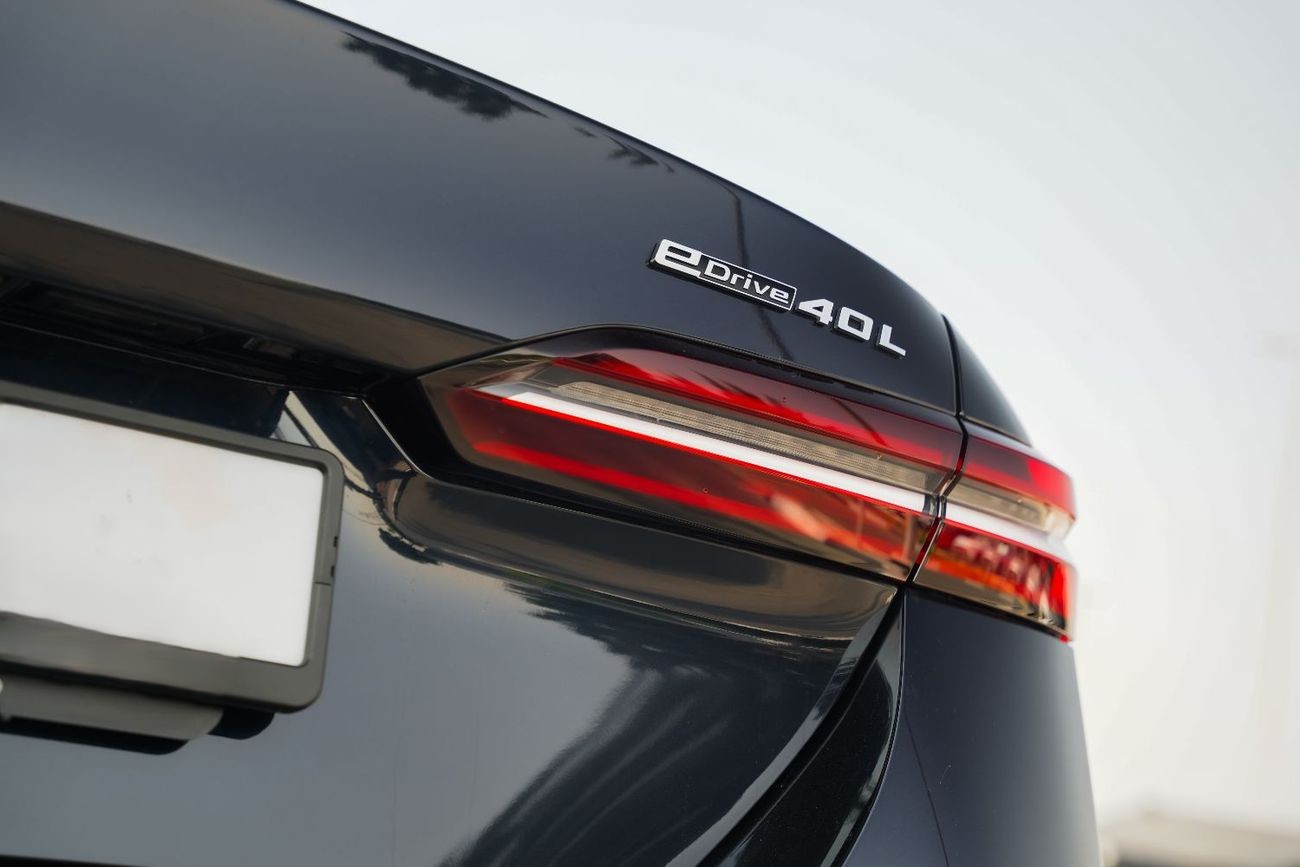 BMW i5 40L M-Sport package RWD _2025