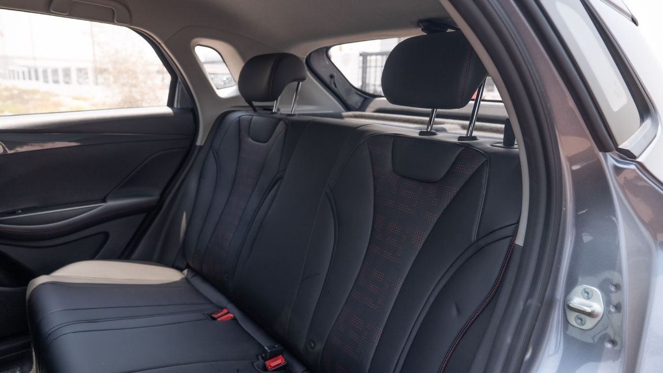 BYD e2 2025 Luxury _Electric