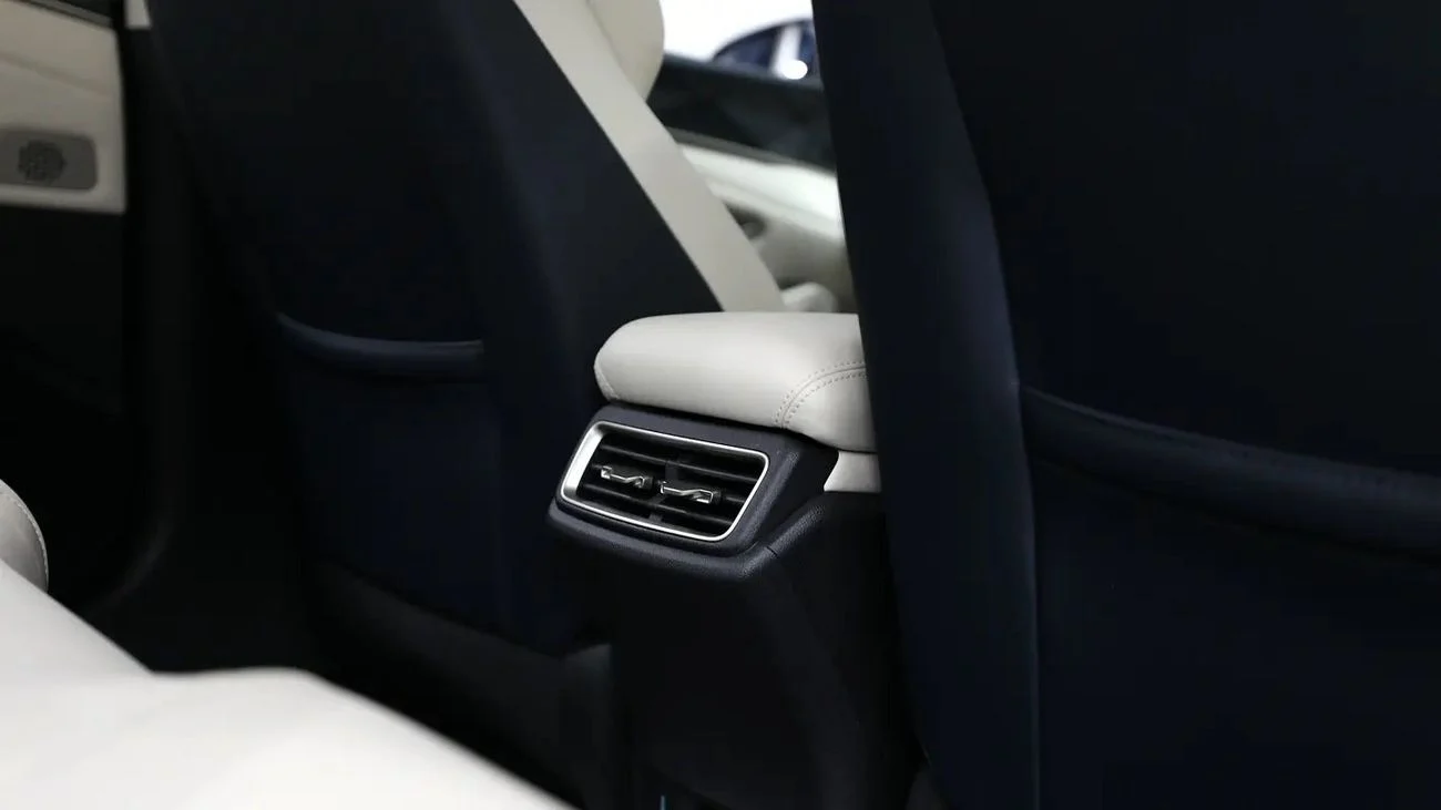 BYD Qin L DM-i _2025-HYBRID _ GREY