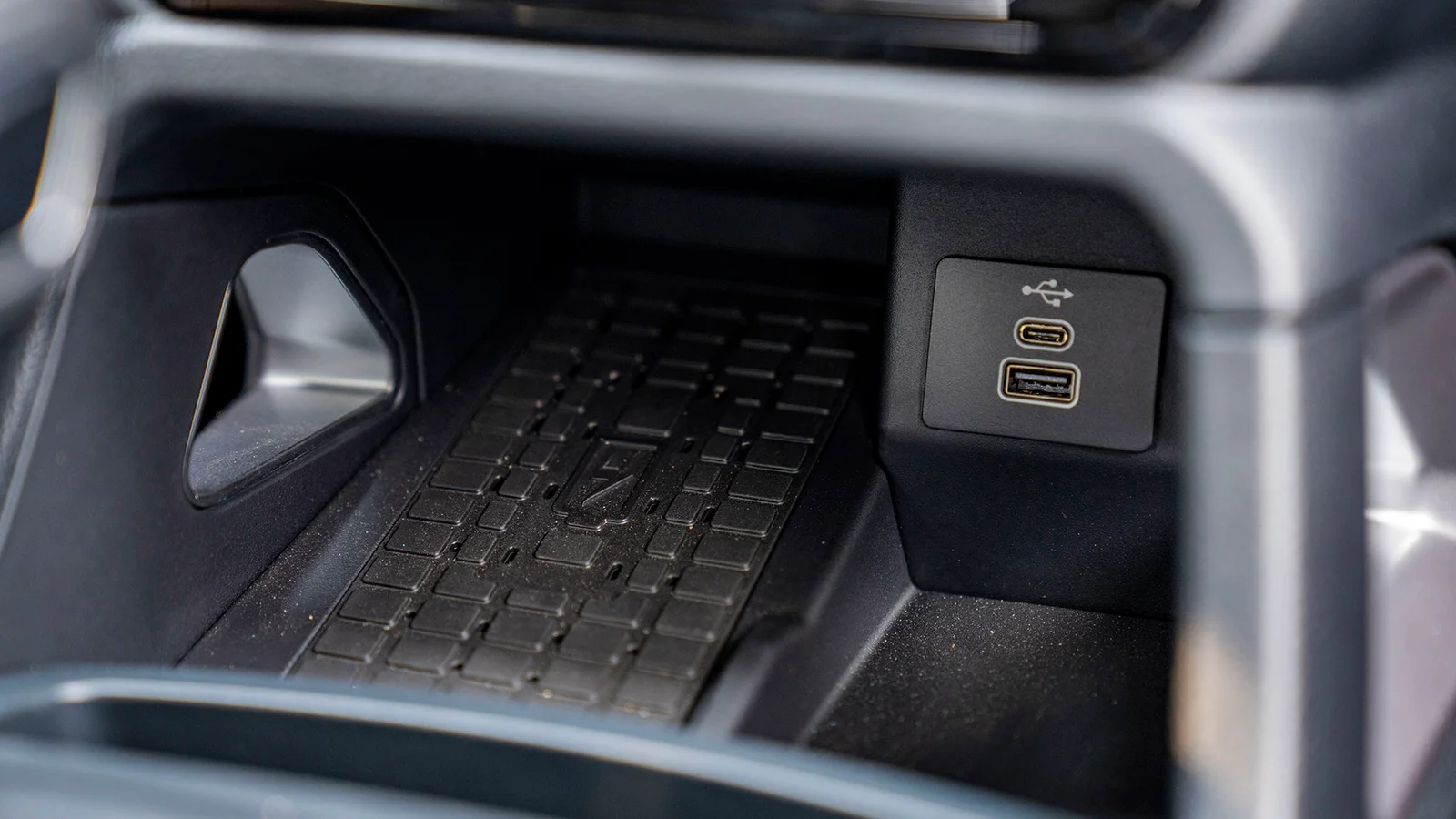 FORD RANGER DC WILDTRAK 2.0D AT 4X4 MY2025 – BLACK