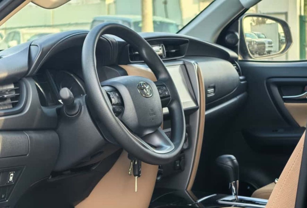 FORTUNER,2.7L,PETROL,4X4,MANUAL AC,17''AW,AT,2026MY