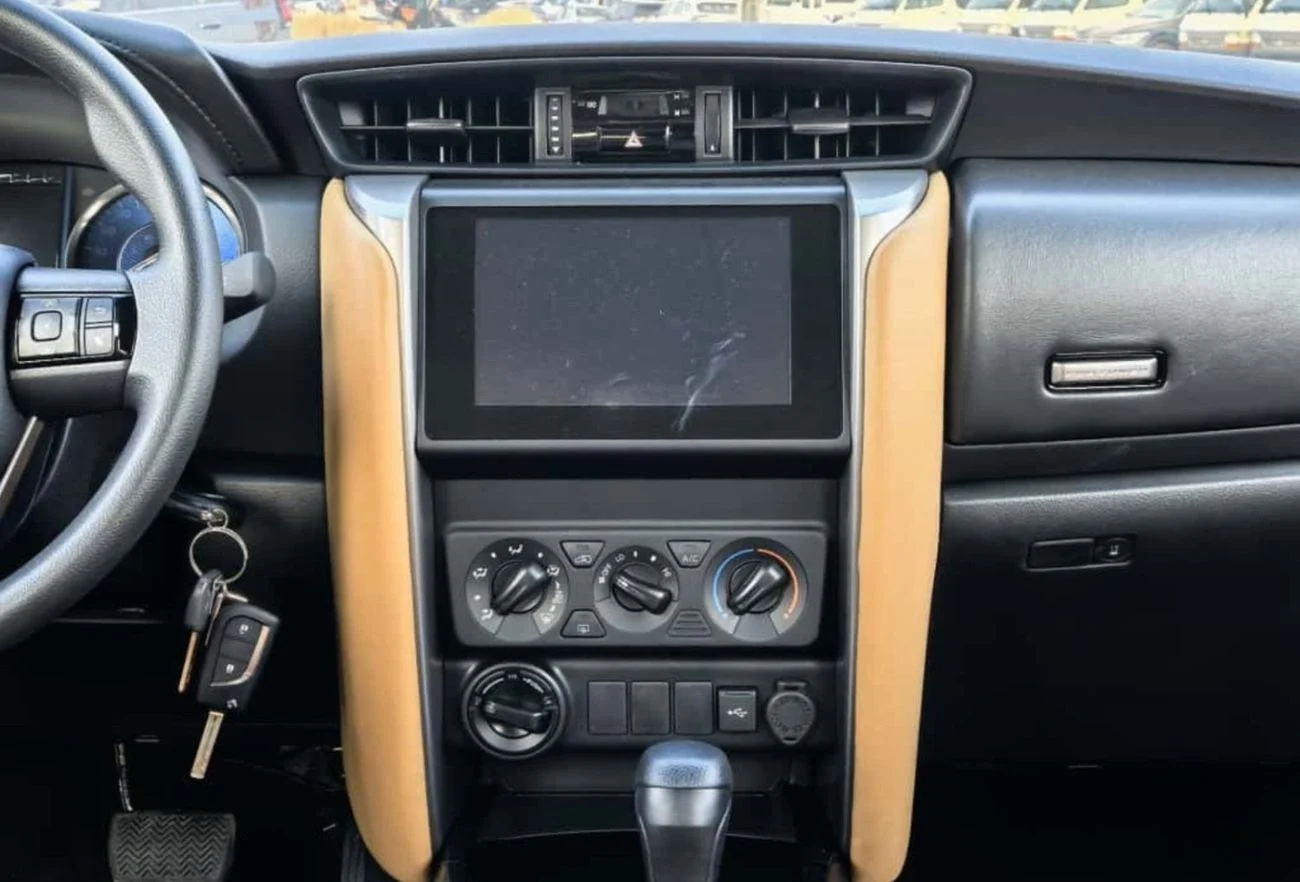 FORTUNER,2.7L,PETROL,4X4,MANUAL AC,17''AW,AT,2026MY