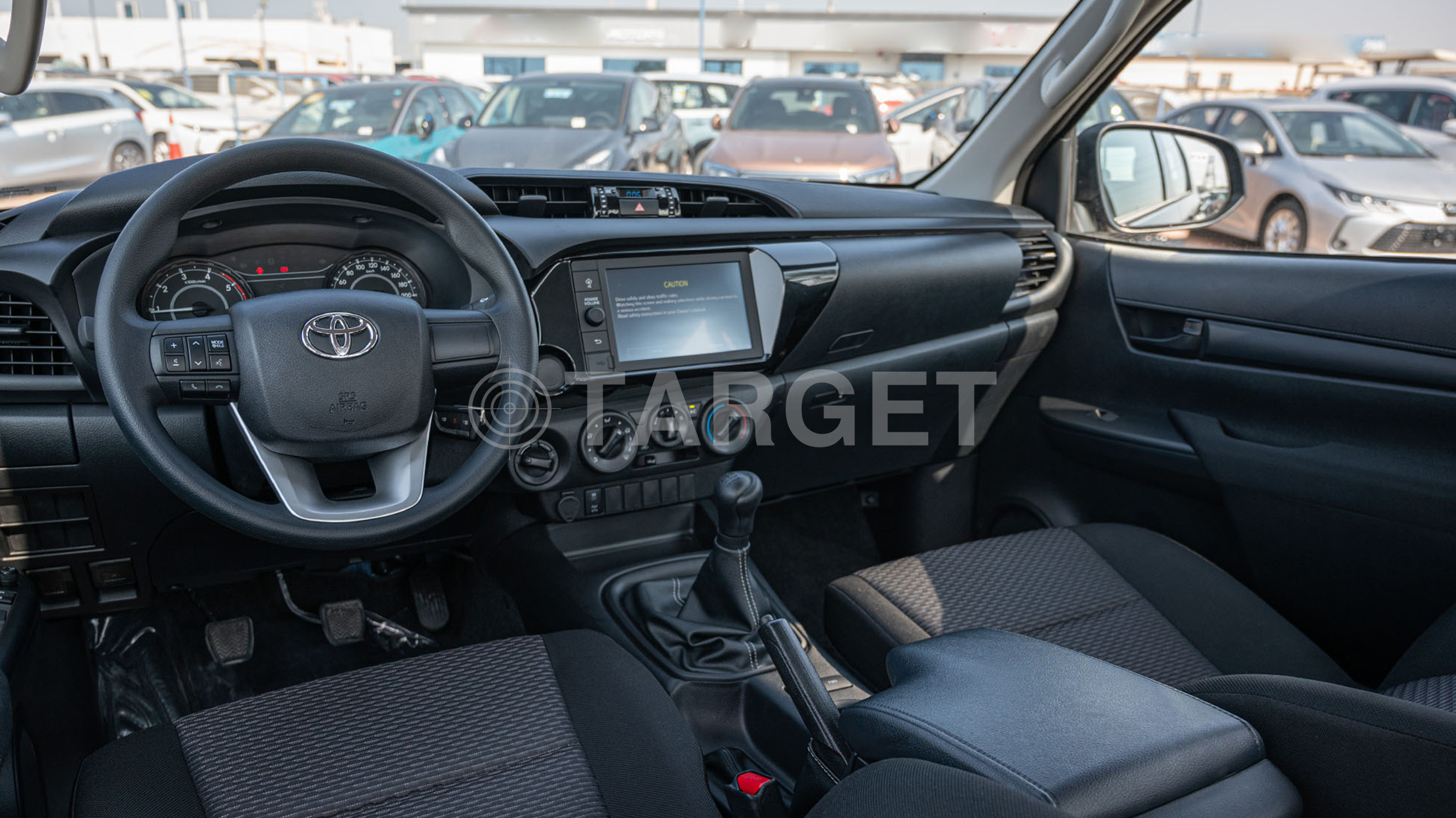 HILUX 2.4L MED Basic GRAY