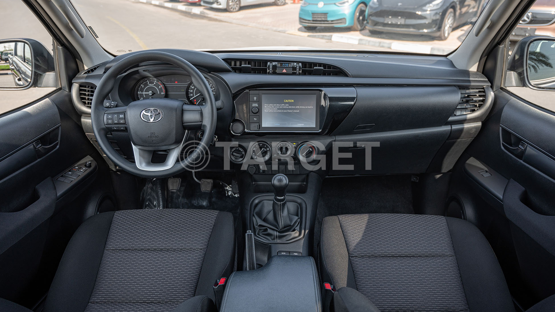 HILUX 2.4L MED Basic GRAY