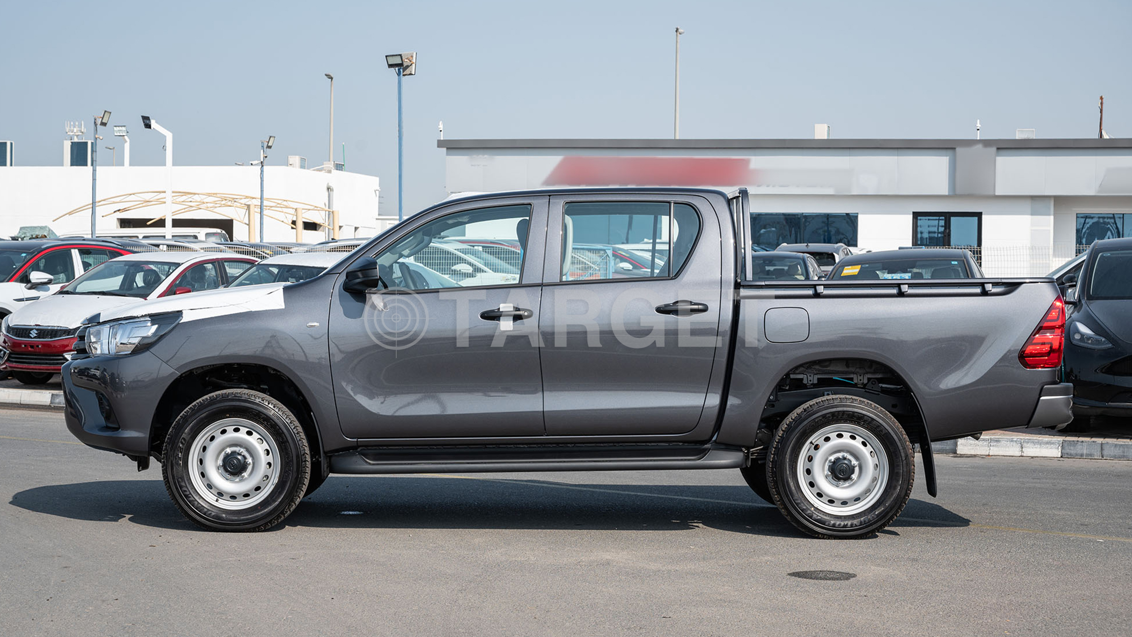 HILUX 2.4L MED Basic GRAY