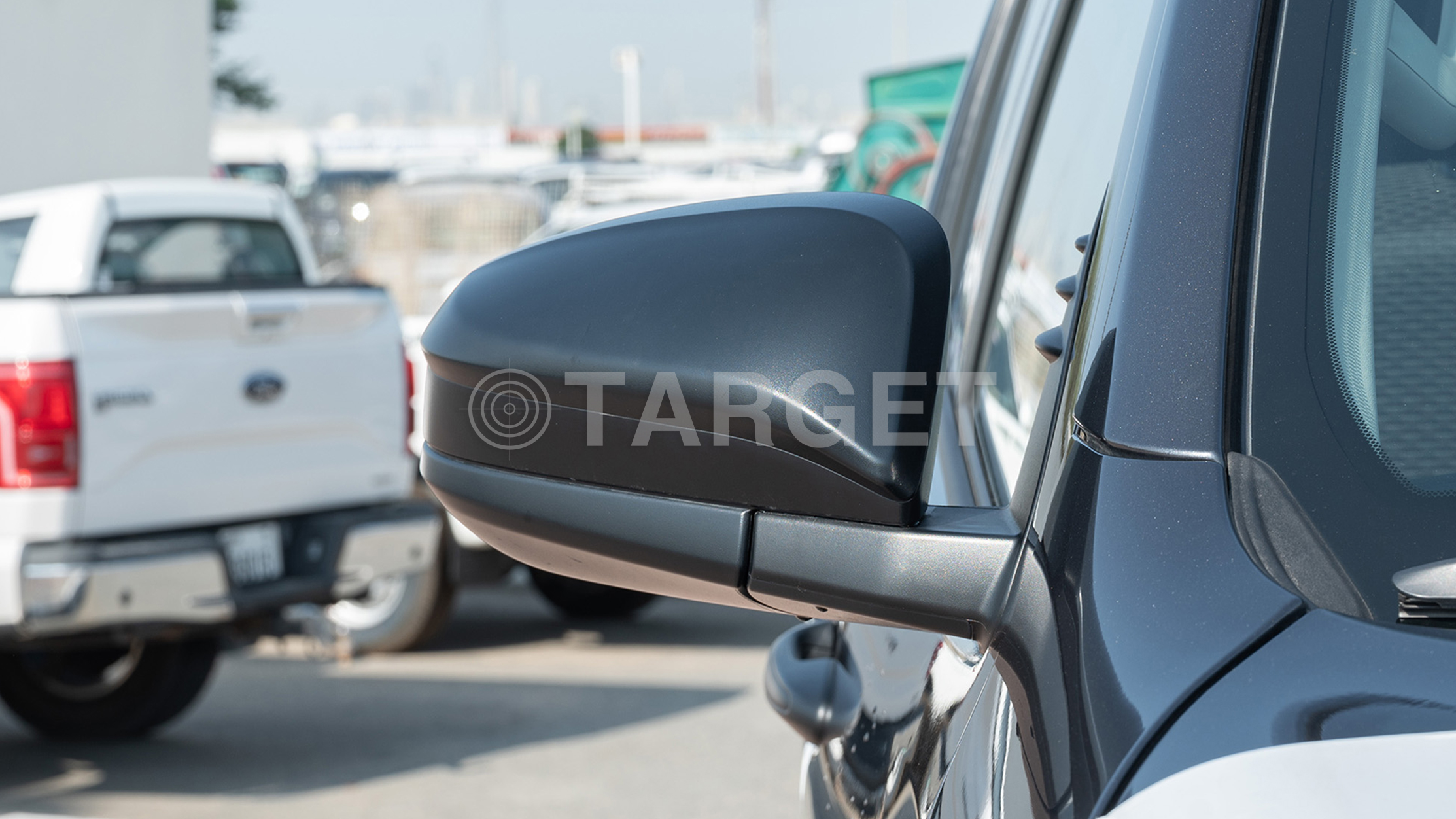 HILUX 2.4L MED Basic GRAY