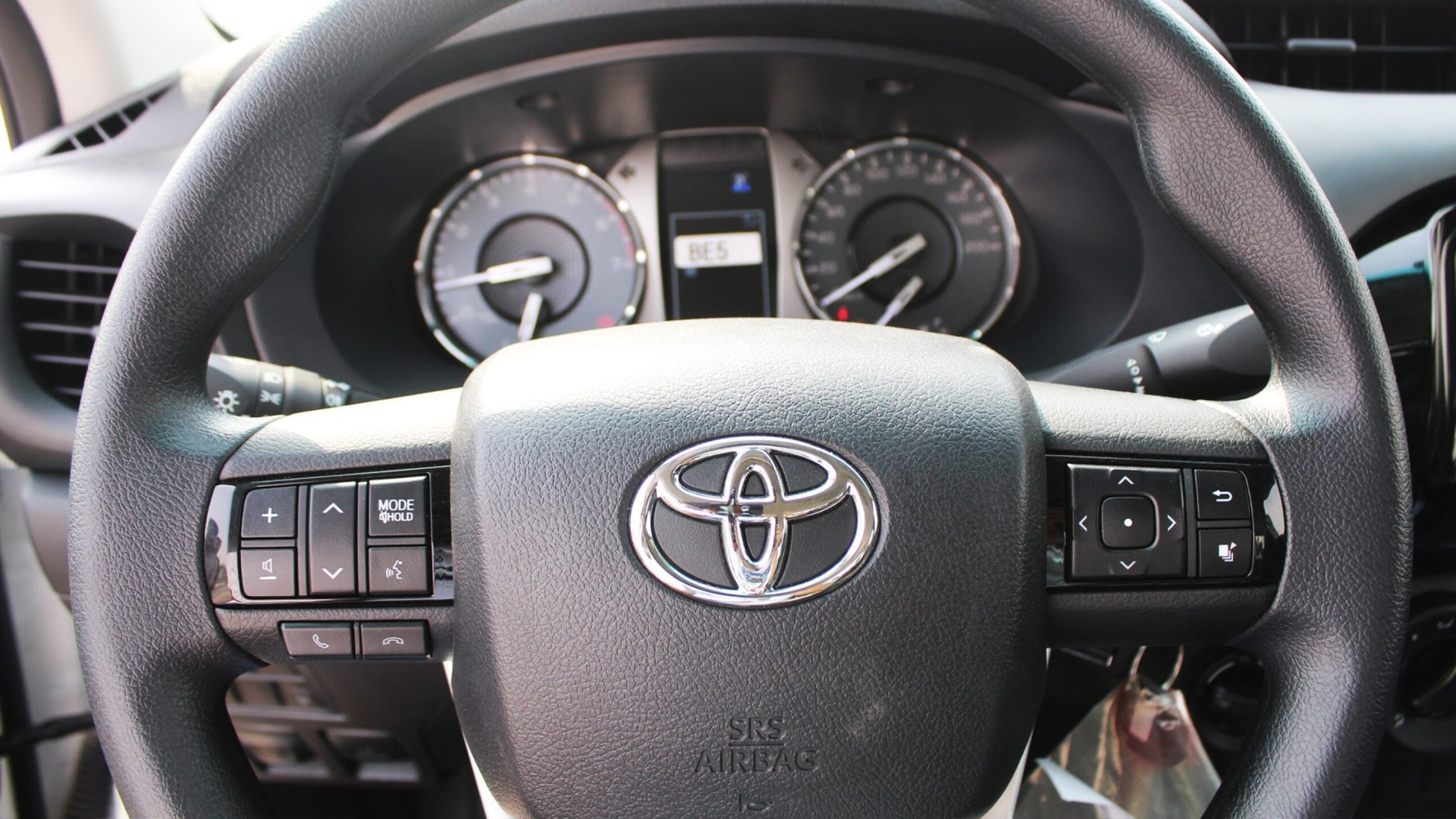 HILUX 2.7L COMFORT DC 6-AT 4X4 HI SPECS