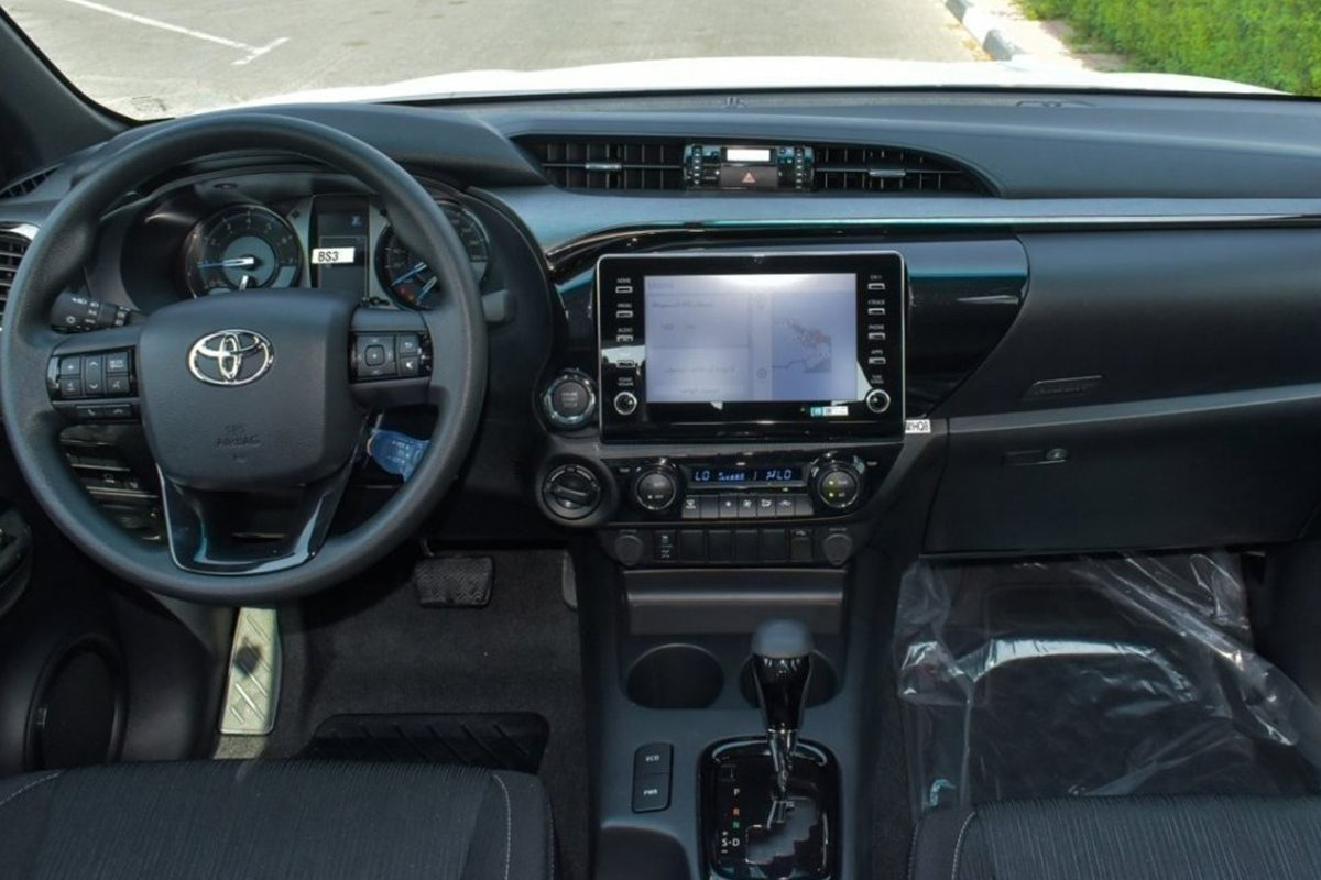 HILUX ADVENTURE 4.0P  _ BLACK