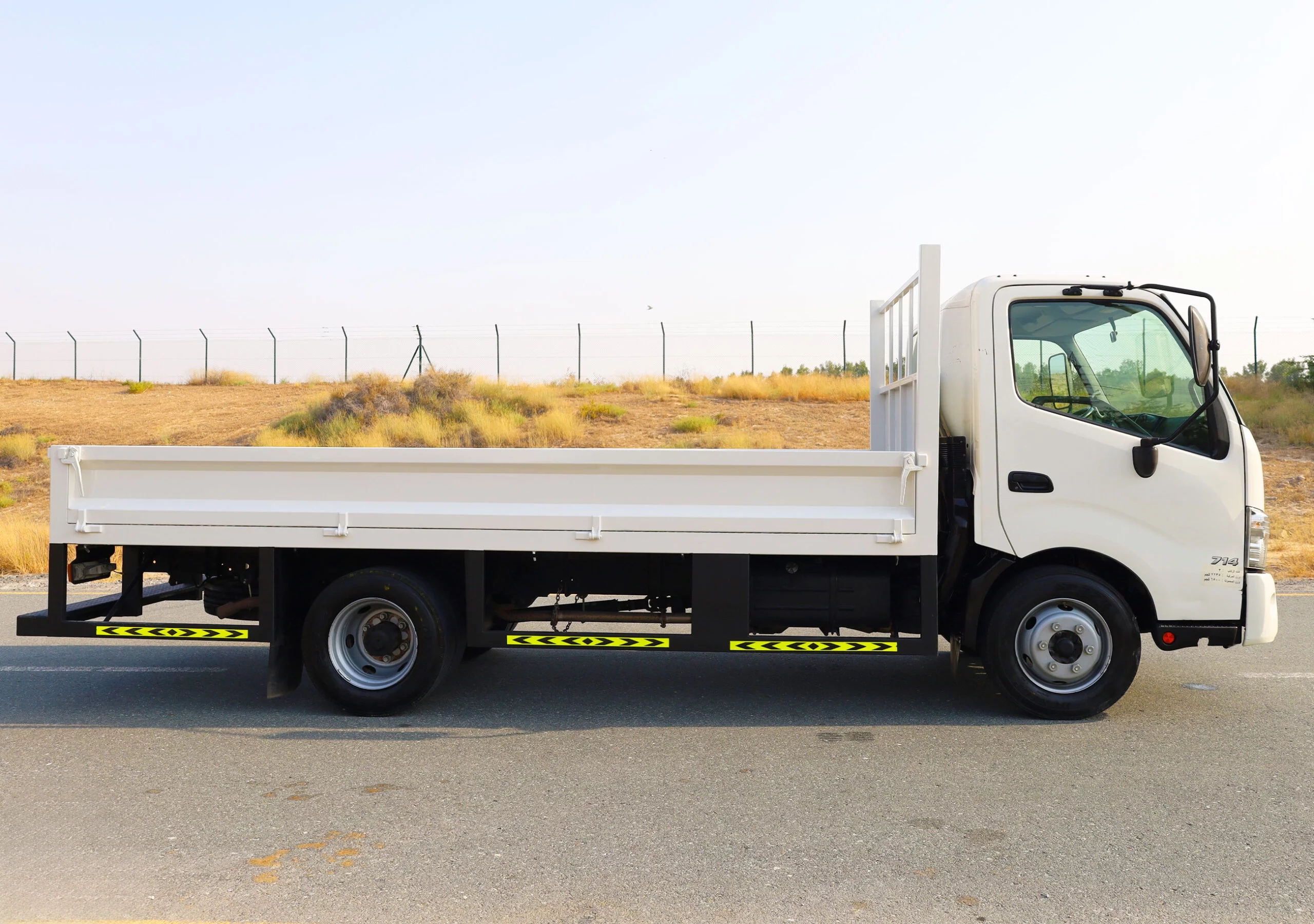 Hino 300 Series 714