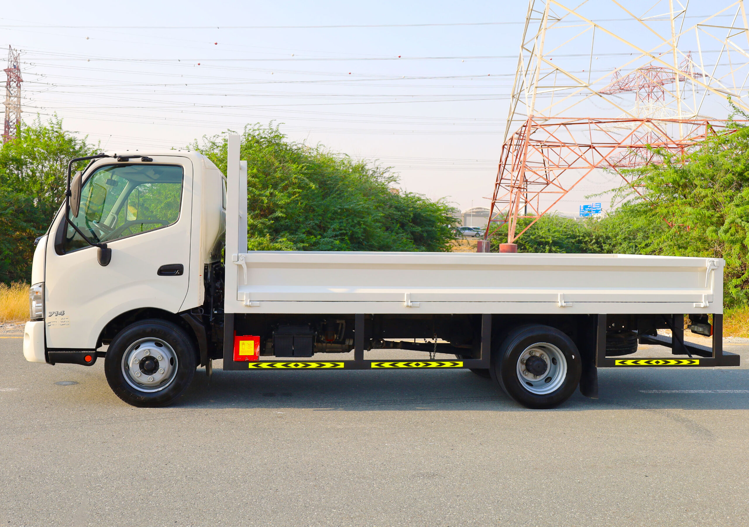 Hino 300 Series 714