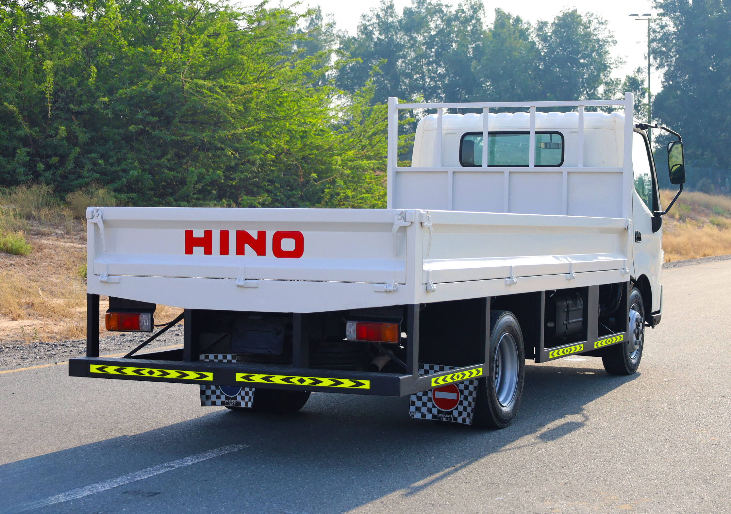Hino 300 Series 714