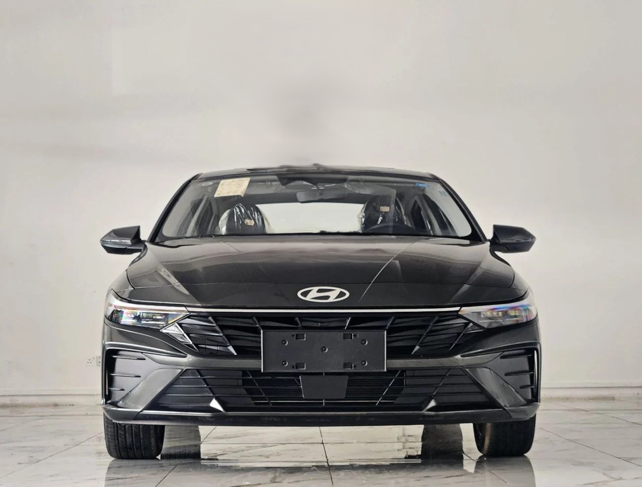 Hyundai Elantra 1.5l CVT _ gray