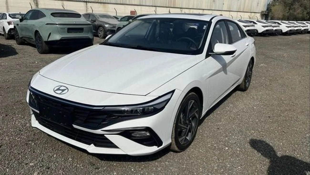 Hyundai Elantra full option 1.5 2026