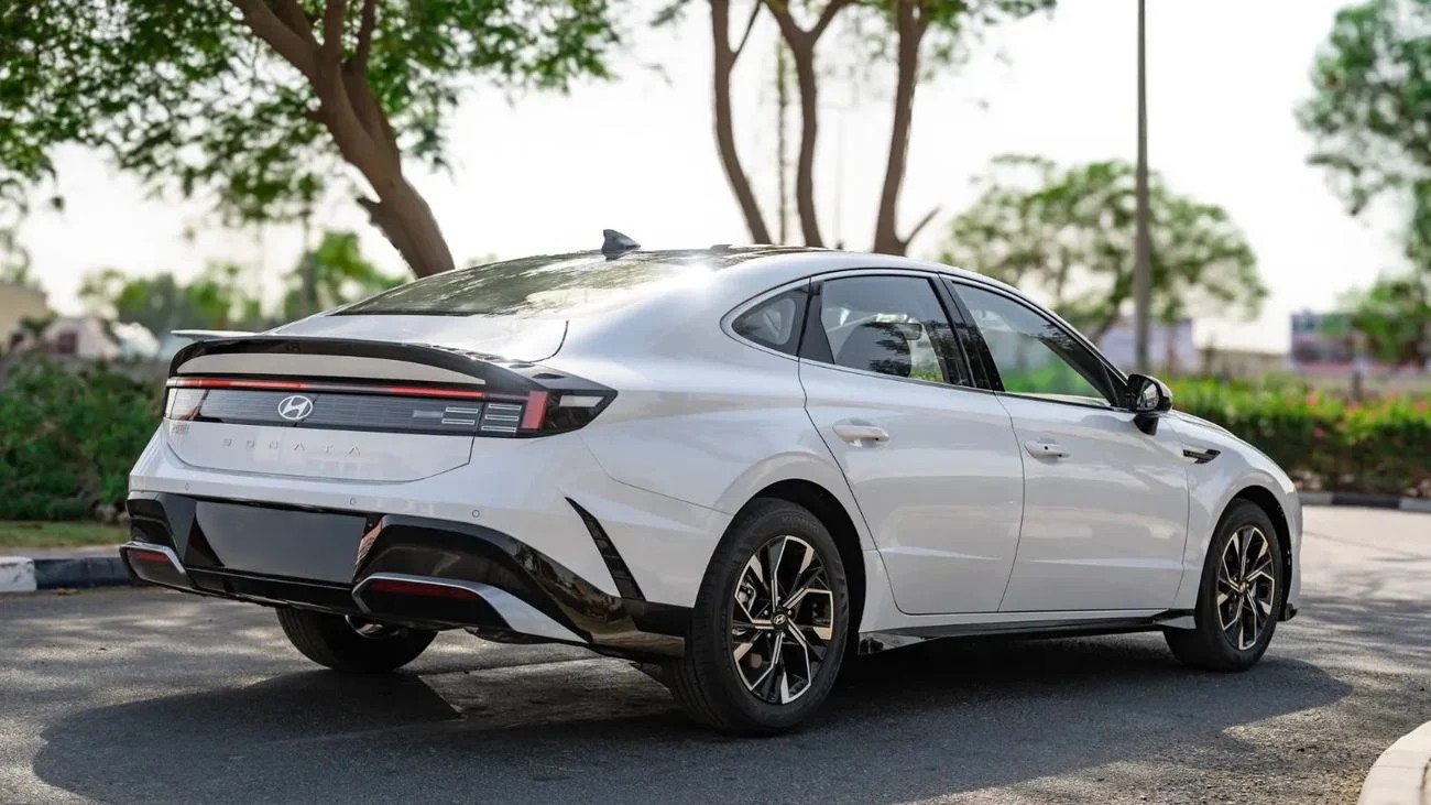 HYUNDAI SONATA 1.5T PRO  2025 _ white