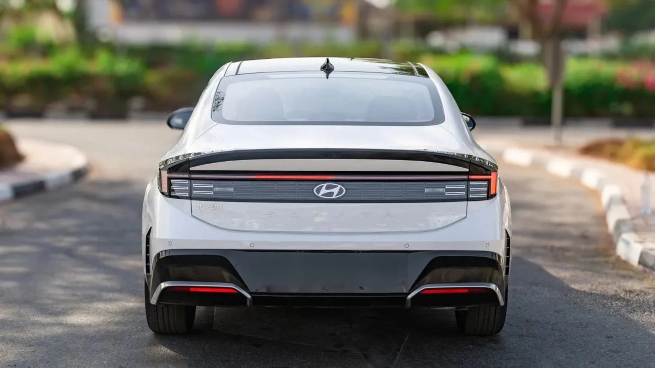 HYUNDAI SONATA 1.5T PRO  2025 _ white