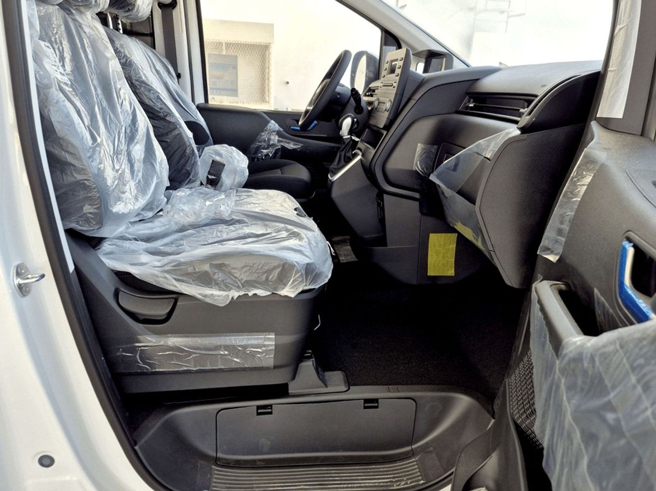 Hyundai Staria 2.2L (US4) 3 SEATER VAN AT 2026