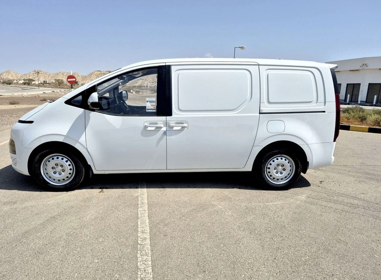 Hyundai Staria 2.2L (US4) 3 SEATER VAN AT 2026