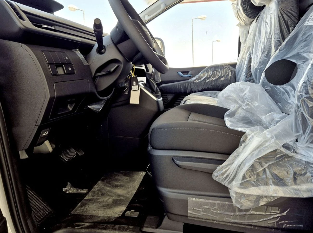 Hyundai Staria 2.2L (US4) 3 SEATER VAN AT 2026