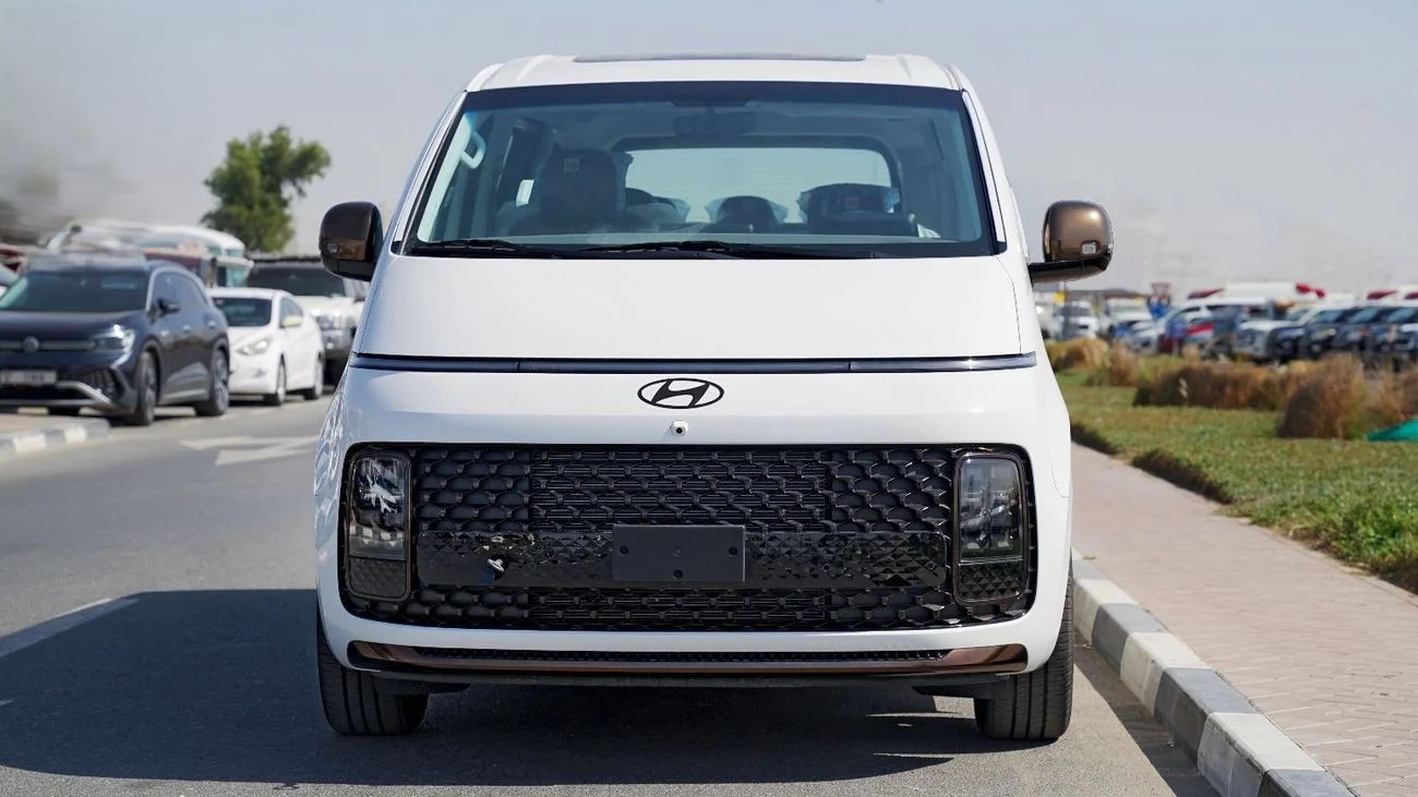 Hyundai Staria 3.5L | 7 Seater VIP luxury 2026