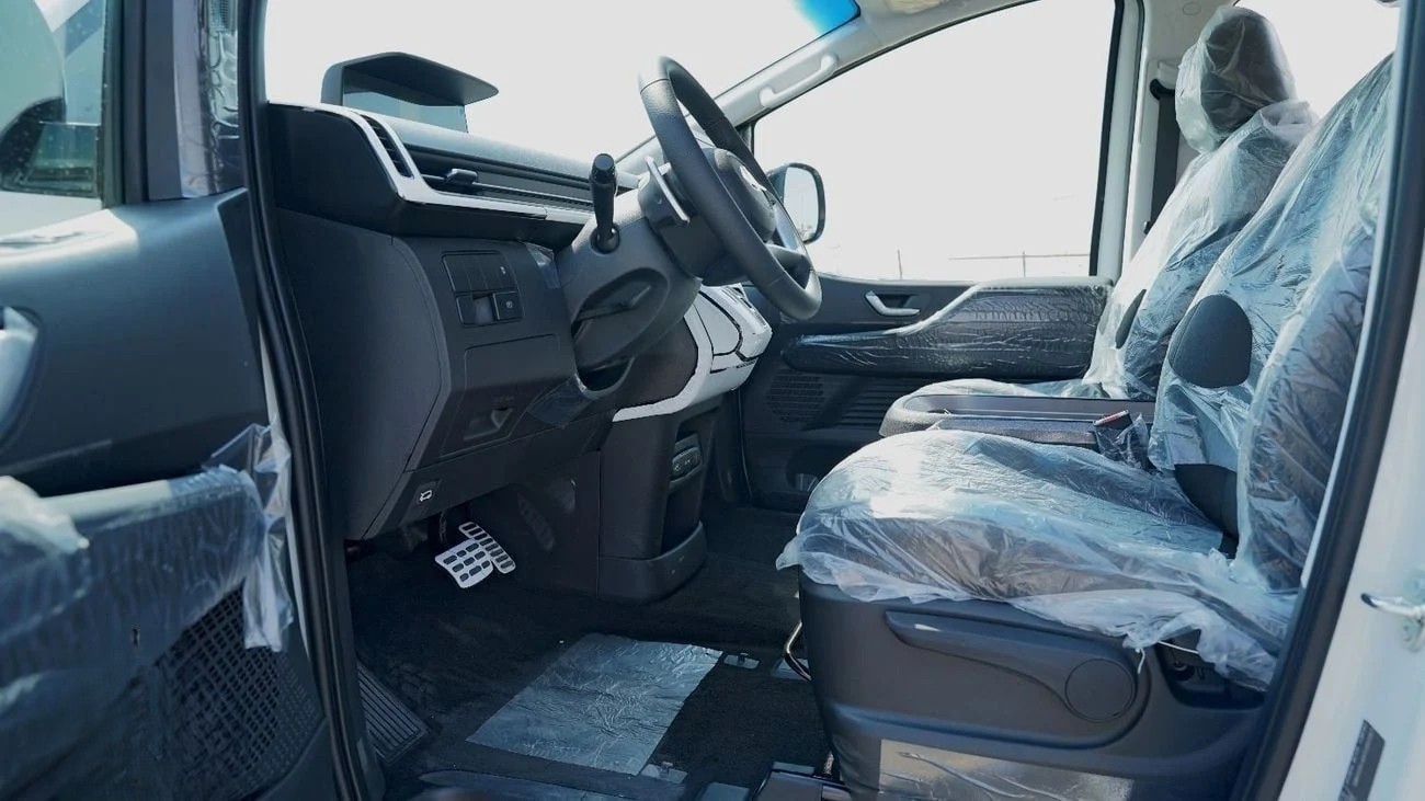 Hyundai Staria 3.5L Executive 9 Seater 2026