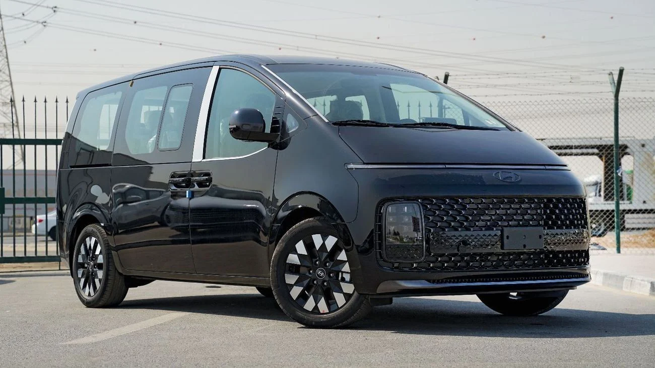 Hyundai Staria 3.5L Executive 9 Seater 2026