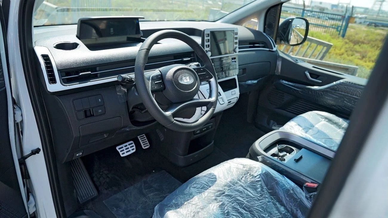Hyundai Staria 3.5L Executive 9 Seater 2026