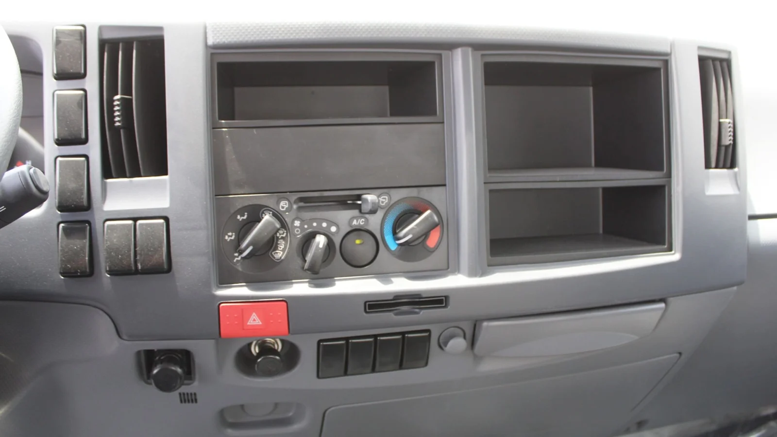 ISUZU NPR 4570 cc (4.6L) 71 STEEL CARGO MT