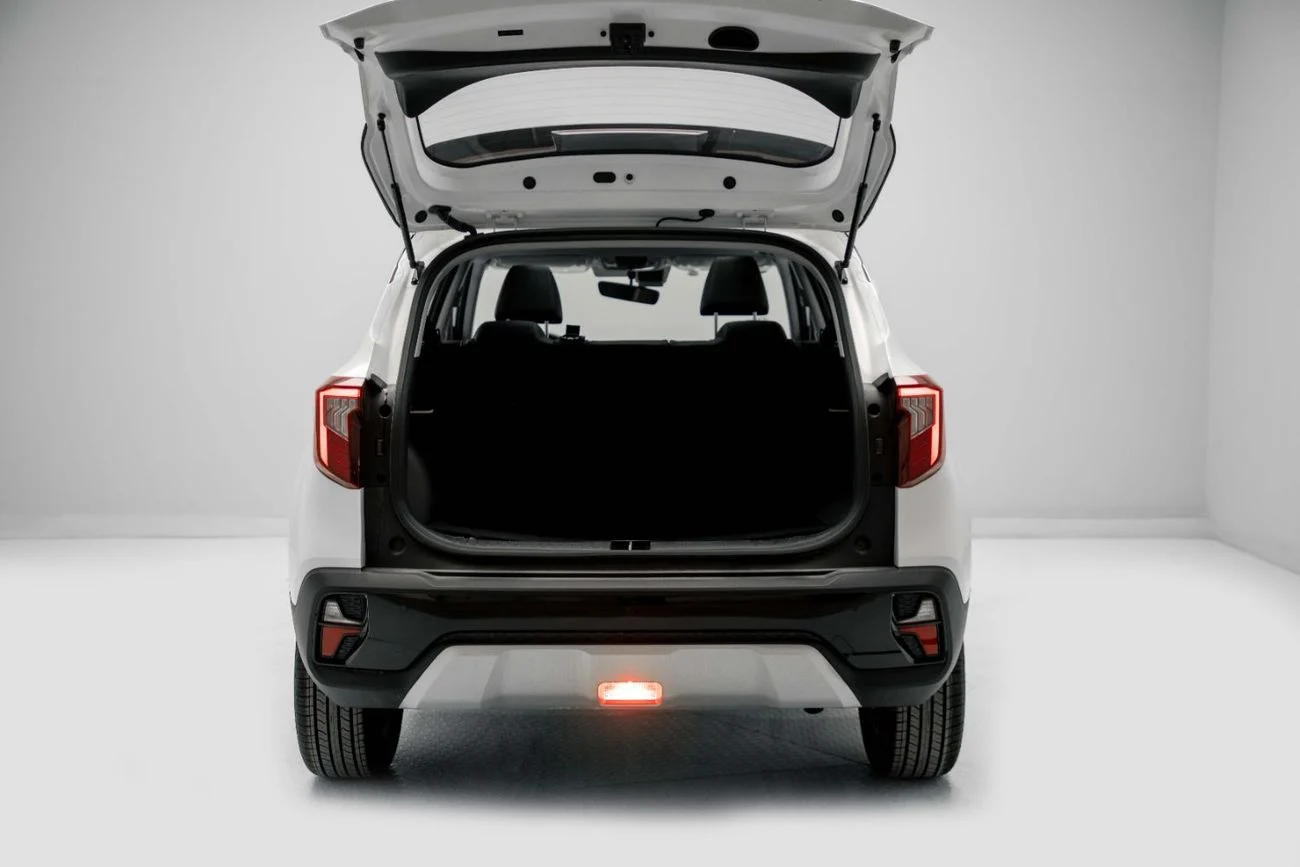 Kia Seltos Luxury 1.5L - White Inside Black 2026