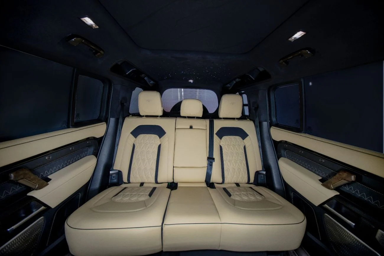 Land Rover Defender 110 HSE P400 _3.0L 2025